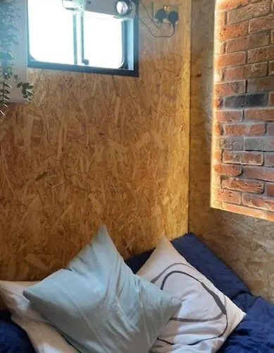 Semesterbostad Horse Truck Tiny With Hot Tub